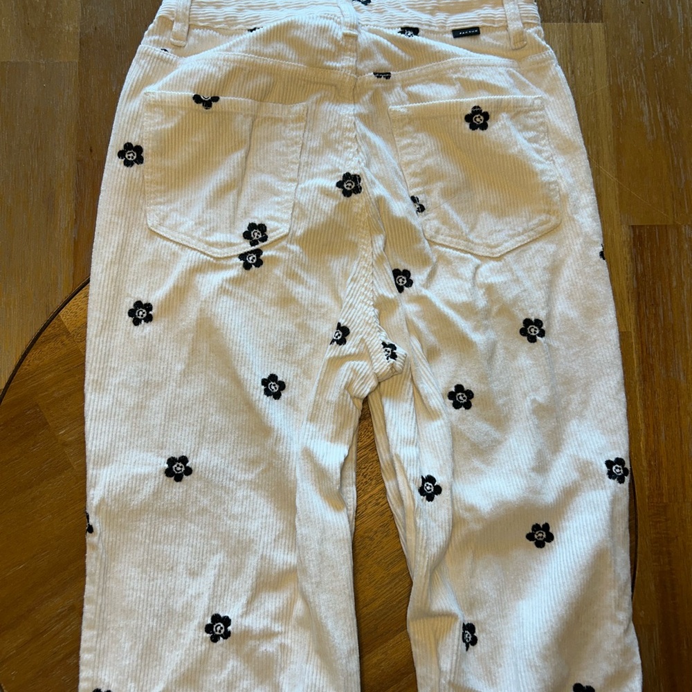PacSun White Corduroy Pants with Black Floral Design - Picture 3 of 6